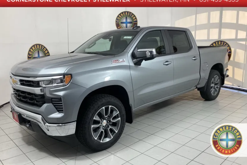 2026 Chevrolet Silverado 1500 LT photo 1