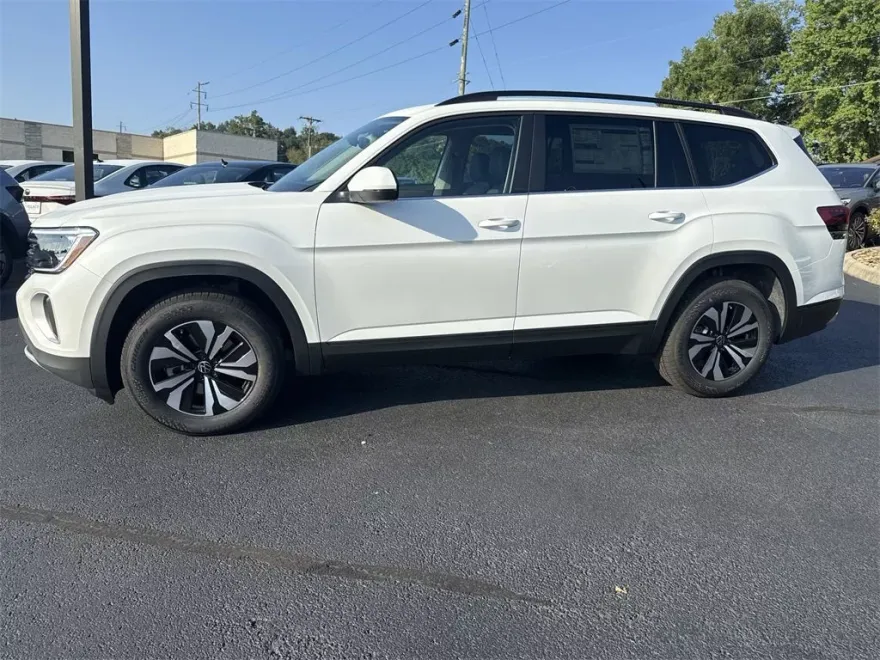 2026 Volkswagen Atlas SE Technology photo 1