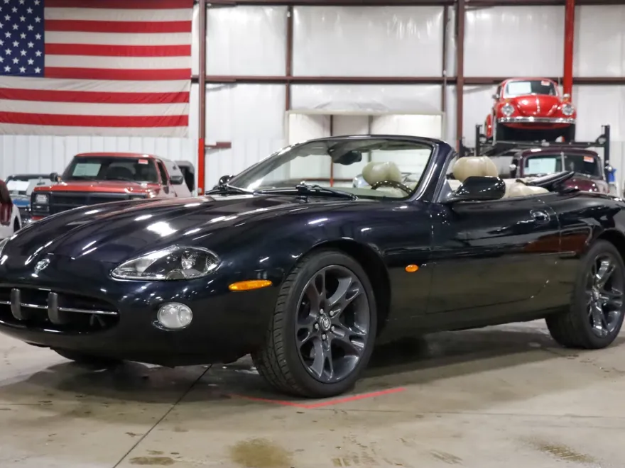 2003 Jaguar XK 8 Convertible photo 1