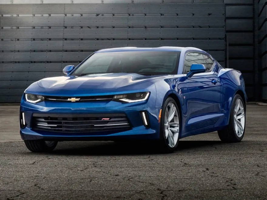 2017 Chevrolet Camaro 1LT photo 1