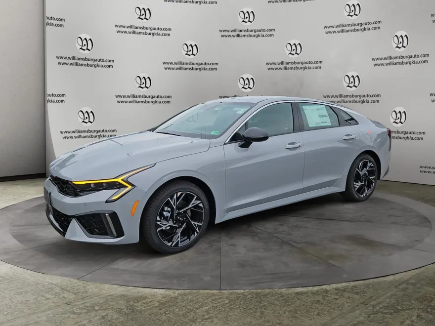 2026 Kia K5 GT-Line photo 1