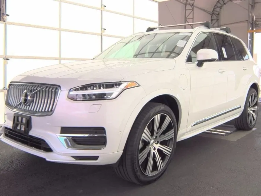2022 Volvo XC90 Recharge T8 Inscription photo 1