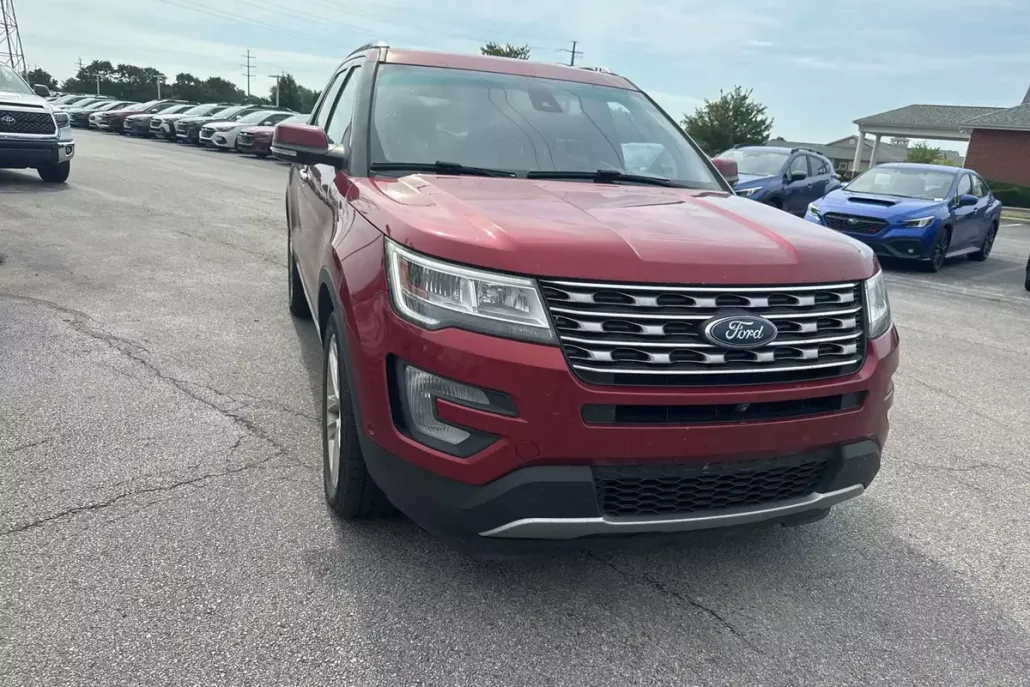2017 Ford Explorer Limited photo 1