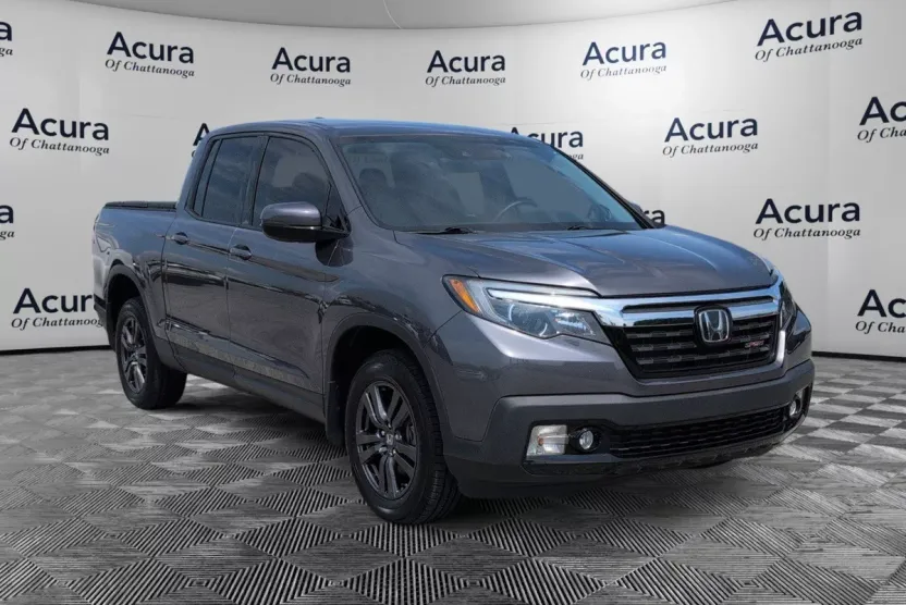 2020 Honda Ridgeline Sport photo 1