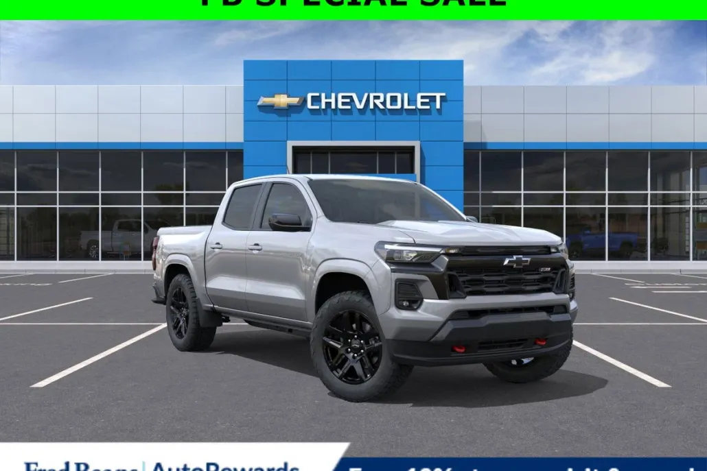 2025 Chevrolet Colorado Z71 photo 1