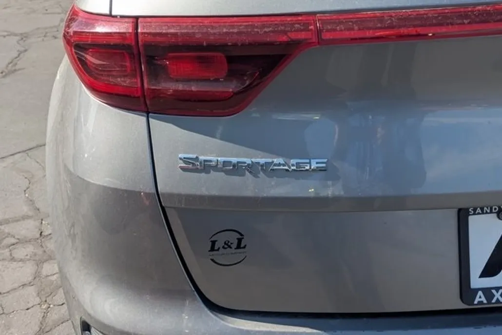 2021 Kia Sportage LX photo 1
