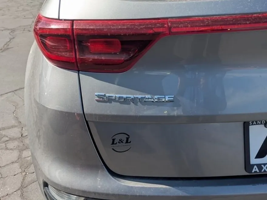 2021 Kia Sportage LX photo 1