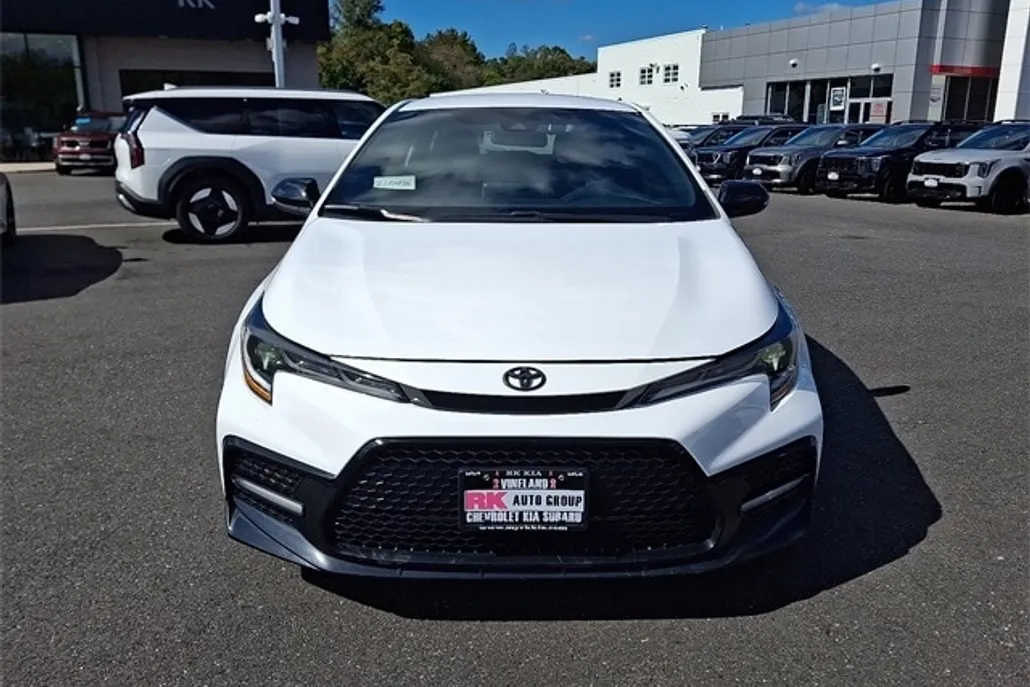 2020 Toyota Corolla SE photo 1