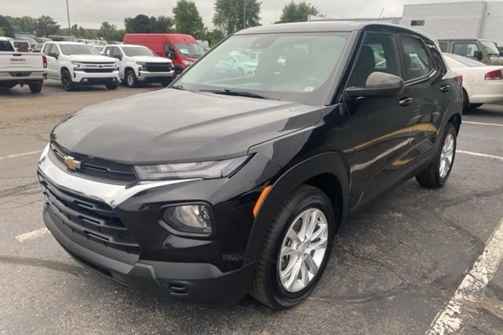 2021 Chevrolet Trailblazer LS photo 1