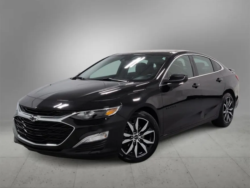 2024 Chevrolet Malibu RS photo 1