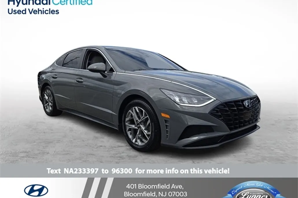 2022 Hyundai Sonata SEL photo 1