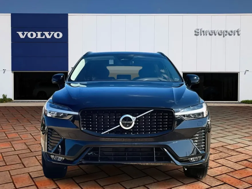 2025 Volvo XC60 B5 Plus photo 1