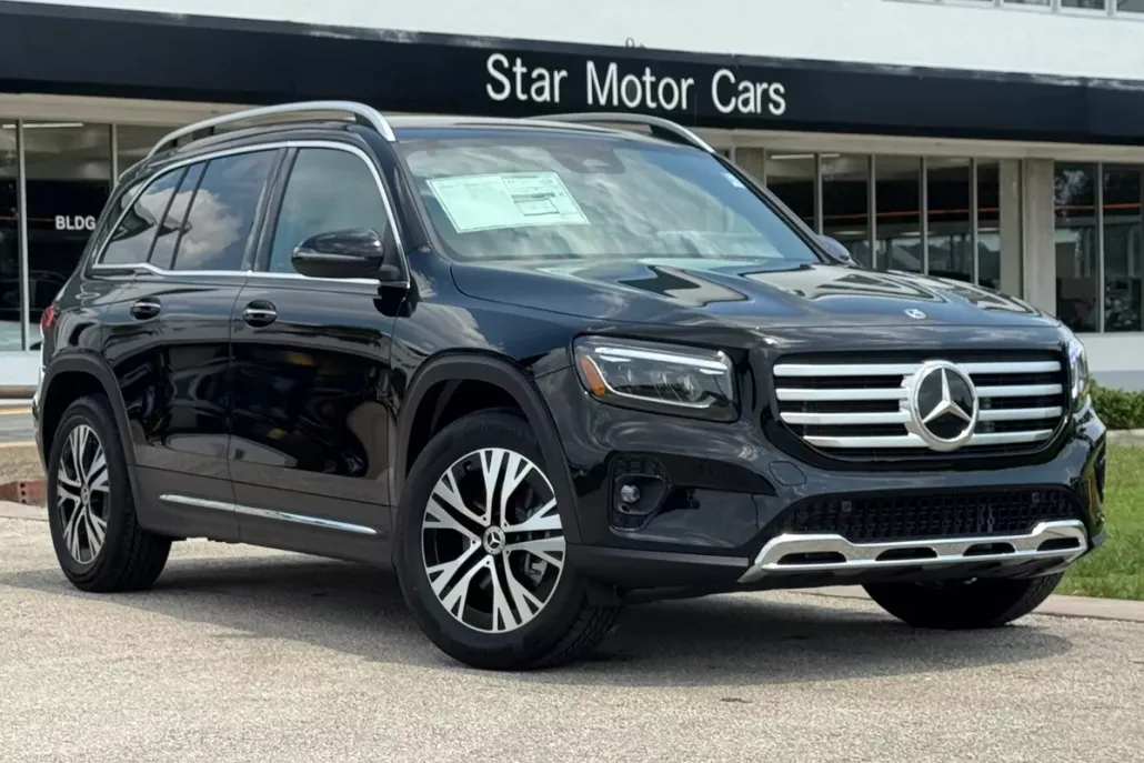 2026 Mercedes Benz GLB 250 4MATIC photo 1