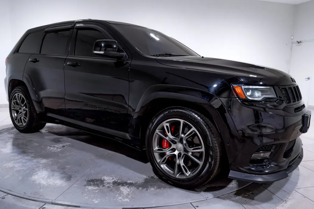 2018 Jeep Grand Cherokee SRT8 photo 1