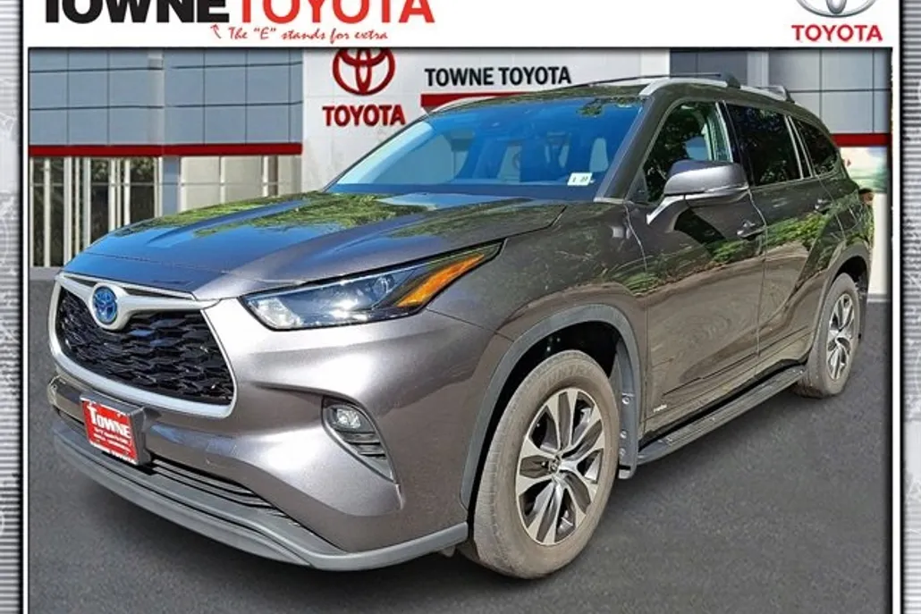 2022 Toyota Highlander Hybrid XLE photo 1