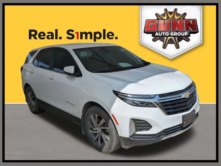 2023 Chevrolet Equinox LT photo 1