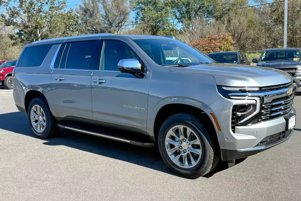 2026 Chevrolet Suburban Premier photo 1