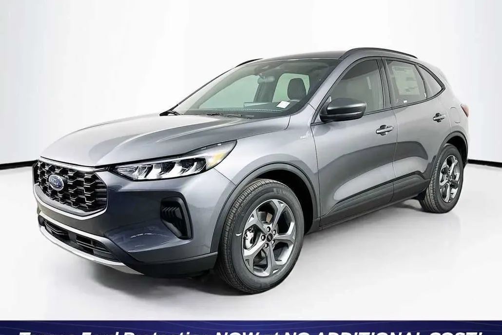 2025 Ford Escape ST-Line photo 1