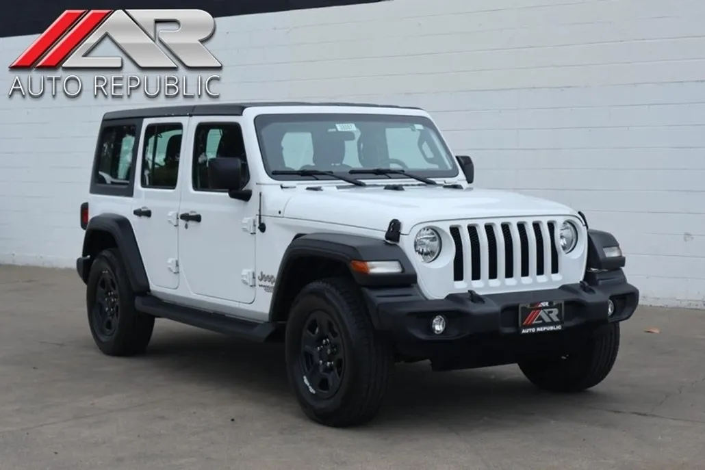 2021 Jeep Wrangler Unlimited Sport photo 1