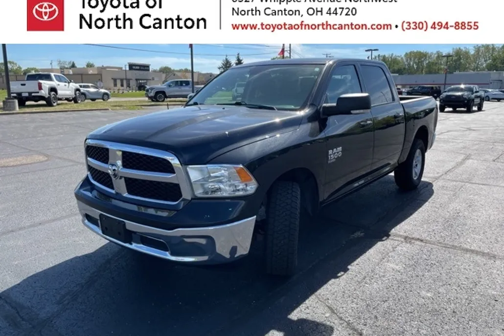 2019 Ram 1500 Classic SLT photo 1