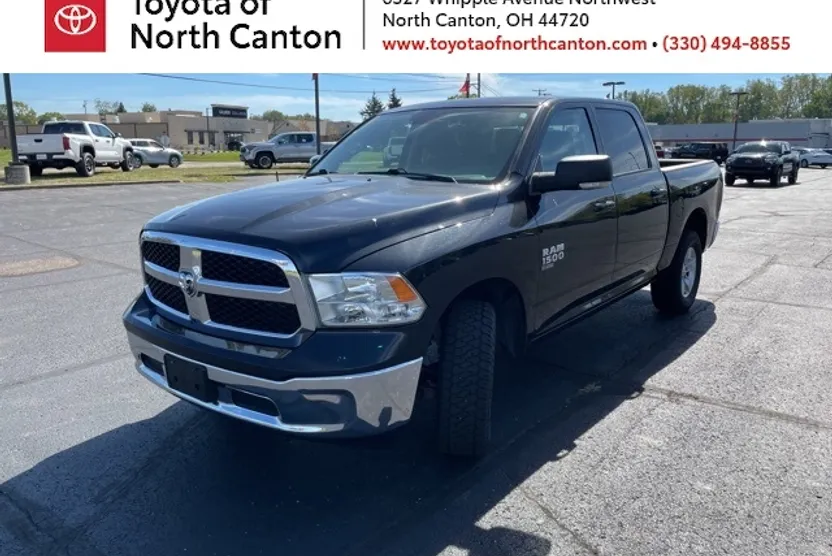 2019 Ram 1500 Classic SLT photo 1