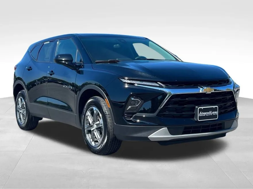 2025 Chevrolet Blazer 2LT photo 1