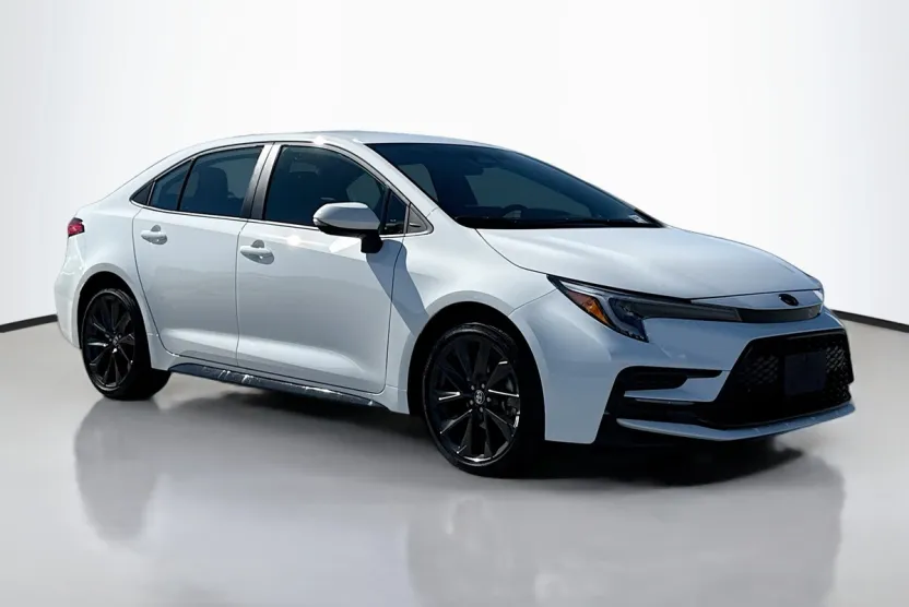 2025 Toyota Corolla SE photo 1