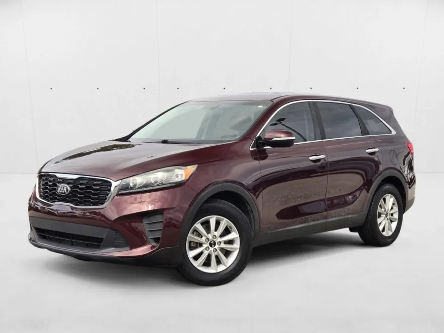 2019 Kia Sorento LX photo 1