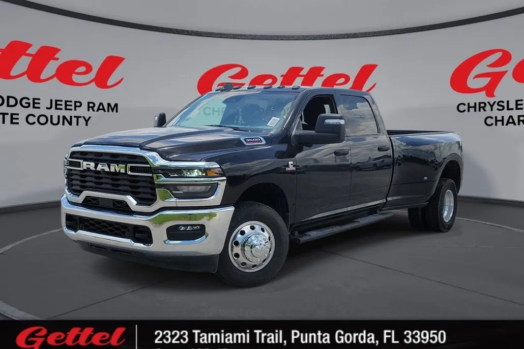 2025 Ram 3500 Tradesman photo 1
