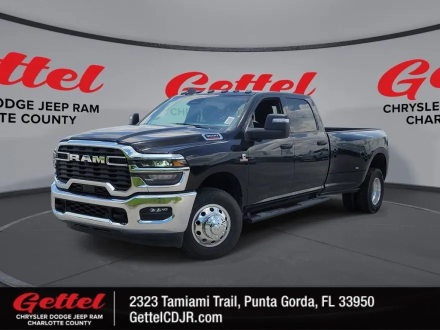 2025 Ram 3500 Tradesman photo 1