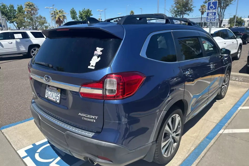 2019 Subaru Ascent Touring photo 1