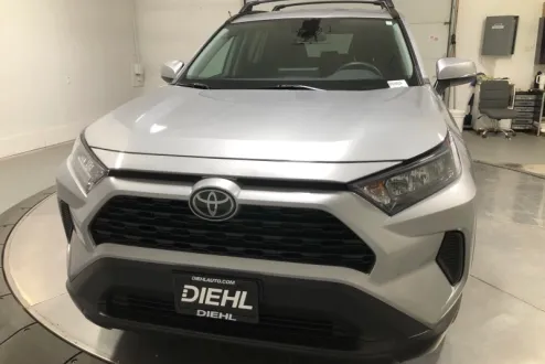 2019 Toyota RAV4 LE Sport photo 2