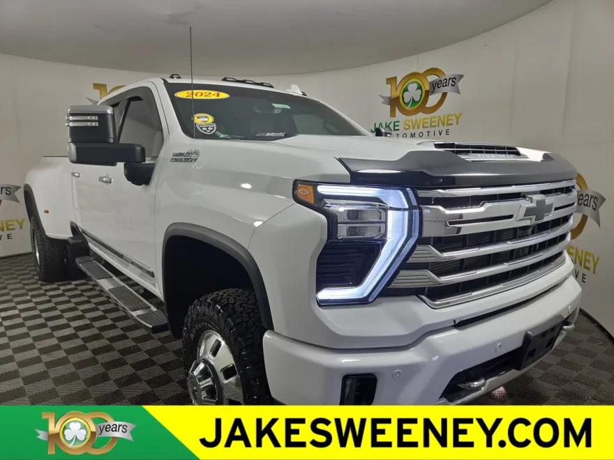 2024 Chevrolet Silverado 3500HD High Country photo 1