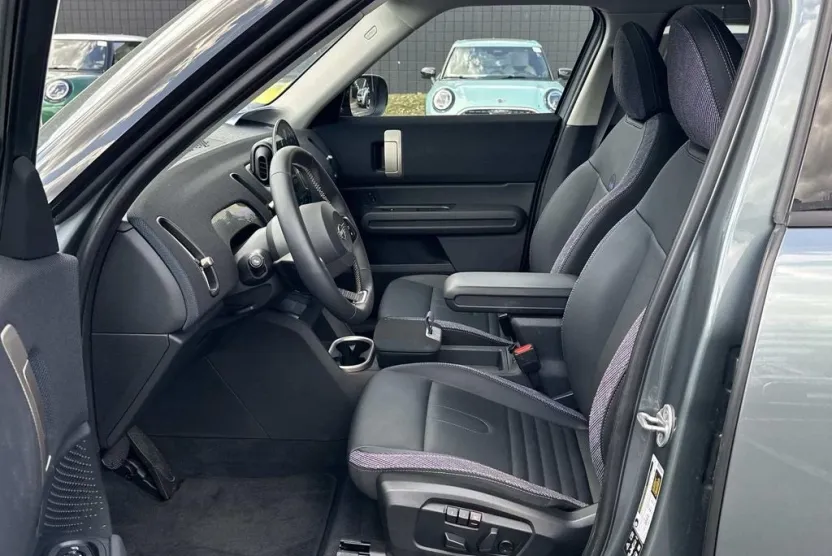 2025 Mini Countryman ALL4 S photo 1