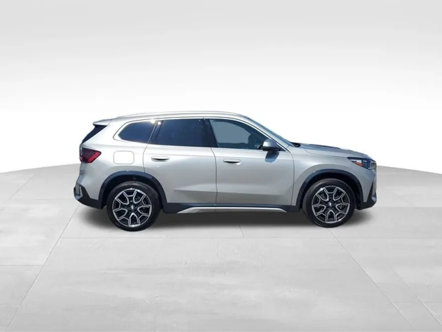 2025 Bmw X1 XDrive28i photo 1
