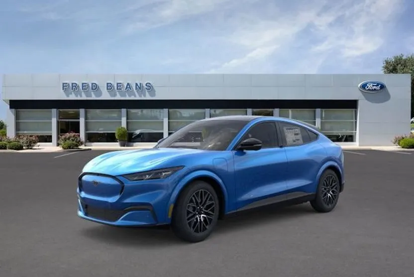 2025 Ford Mustang Mach-E Premium photo 1
