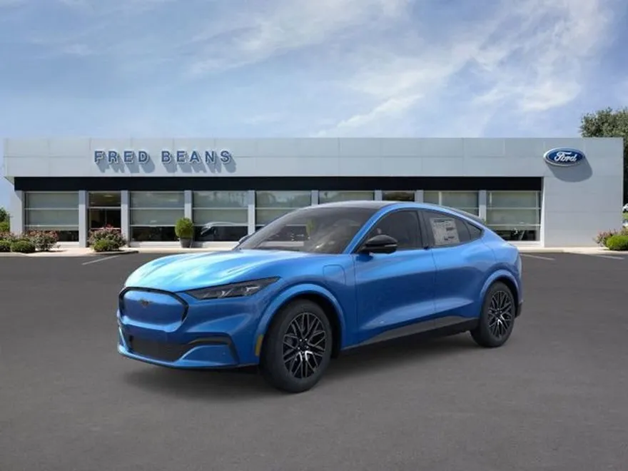 2025 Ford Mustang Mach-E Premium photo 1