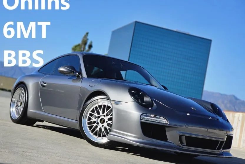 2010 Porsche 911 Coupe photo 1