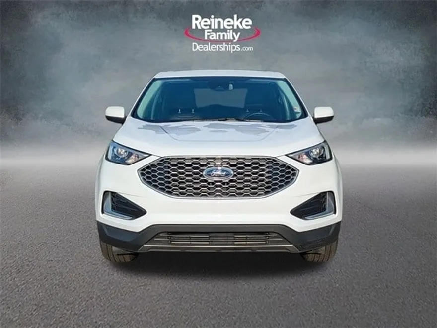 2024 Ford Edge SEL photo 1