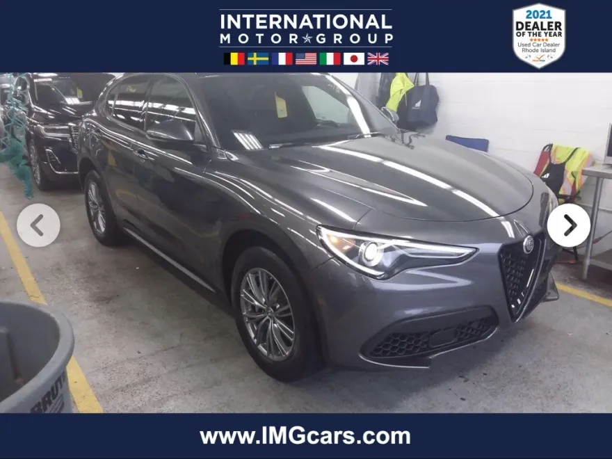 2022 Alfa Romeo Stelvio Sprint photo 1