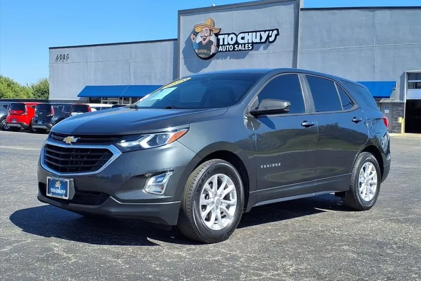 2020 Chevrolet Equinox LS photo 1