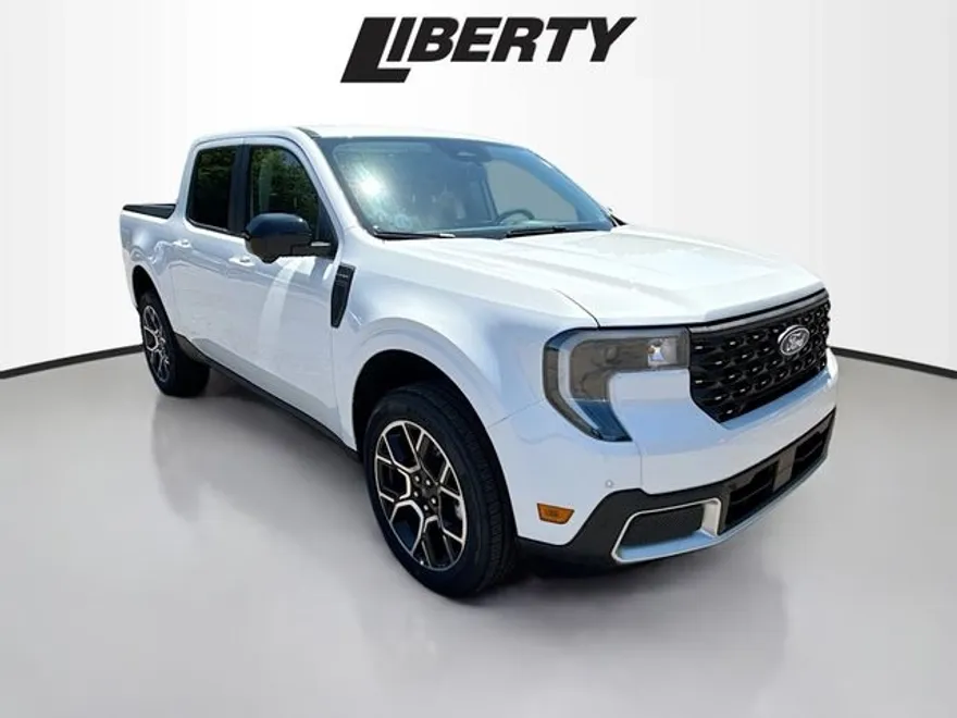2025 Ford Maverick Lariat photo 1