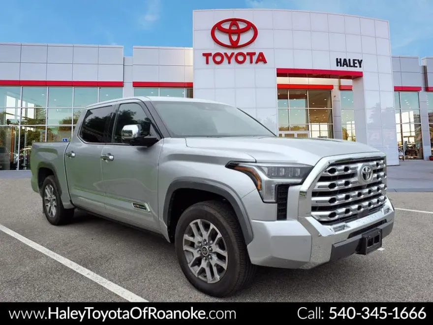 2023 Toyota Tundra 1794 Edition CrewMax photo 1
