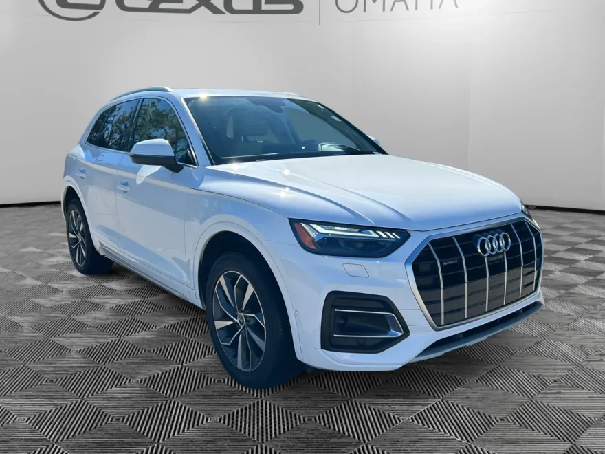 2021 Audi Q5 Prestige 45 TFSI Premium photo 1