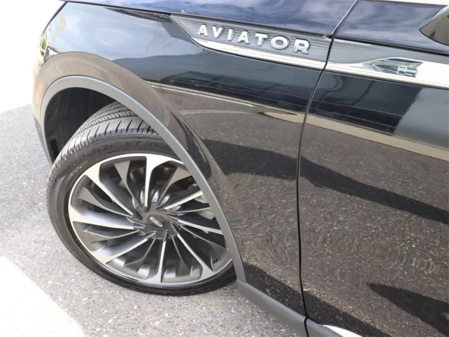 2020 Lincoln Aviator Reserve photo 1