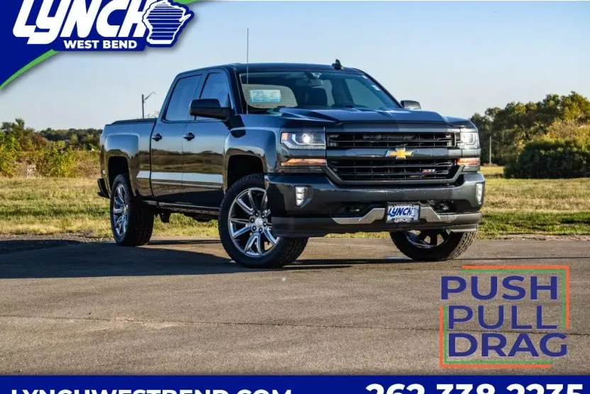 2017 Chevrolet Silverado 1500 LT photo 1