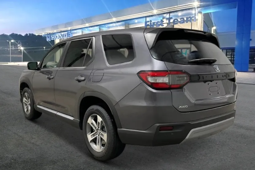 2025 Honda Pilot EX-L photo 1