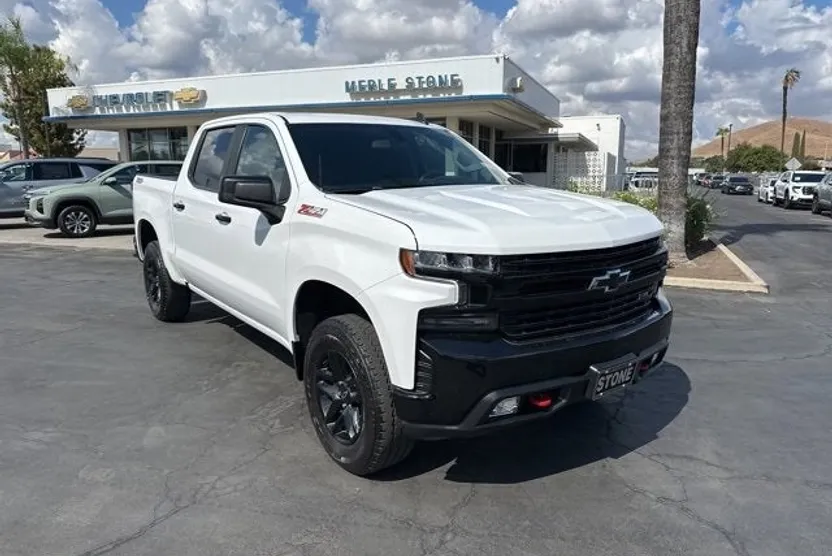 2021 Chevrolet Silverado 1500 LT Trail Boss photo 1