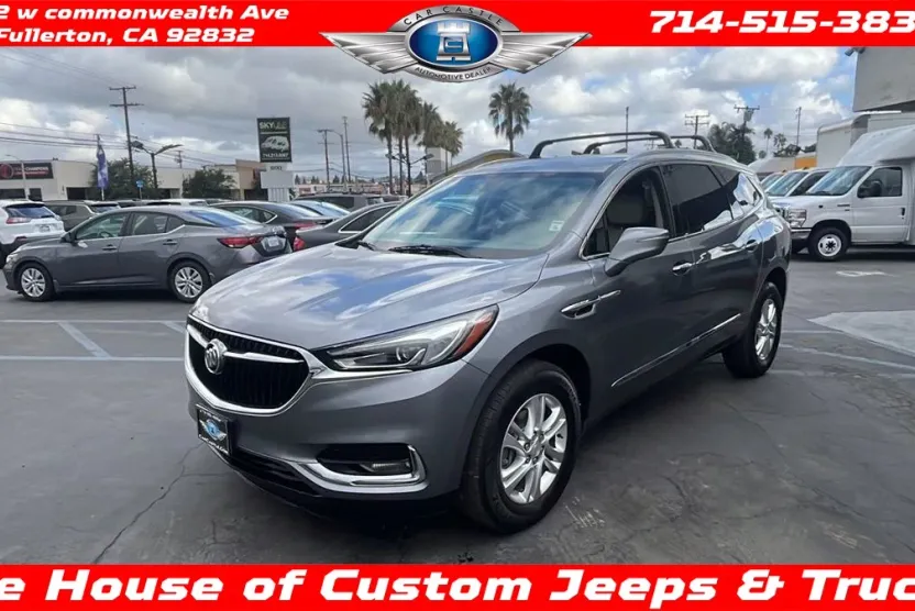 2018 Buick Enclave Essence photo 1