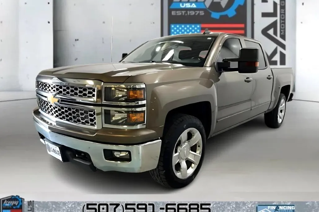 2015 Chevrolet Silverado 1500 LT photo 1
